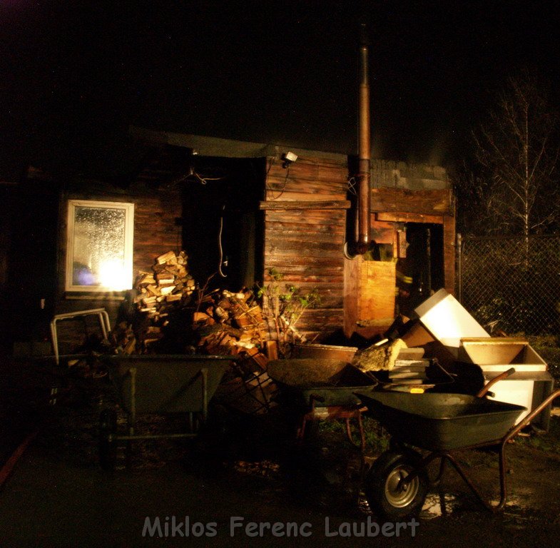 Brand Schuppen Pferdehof Koeln Hoehenhaus Honschaftstr  P17.JPG